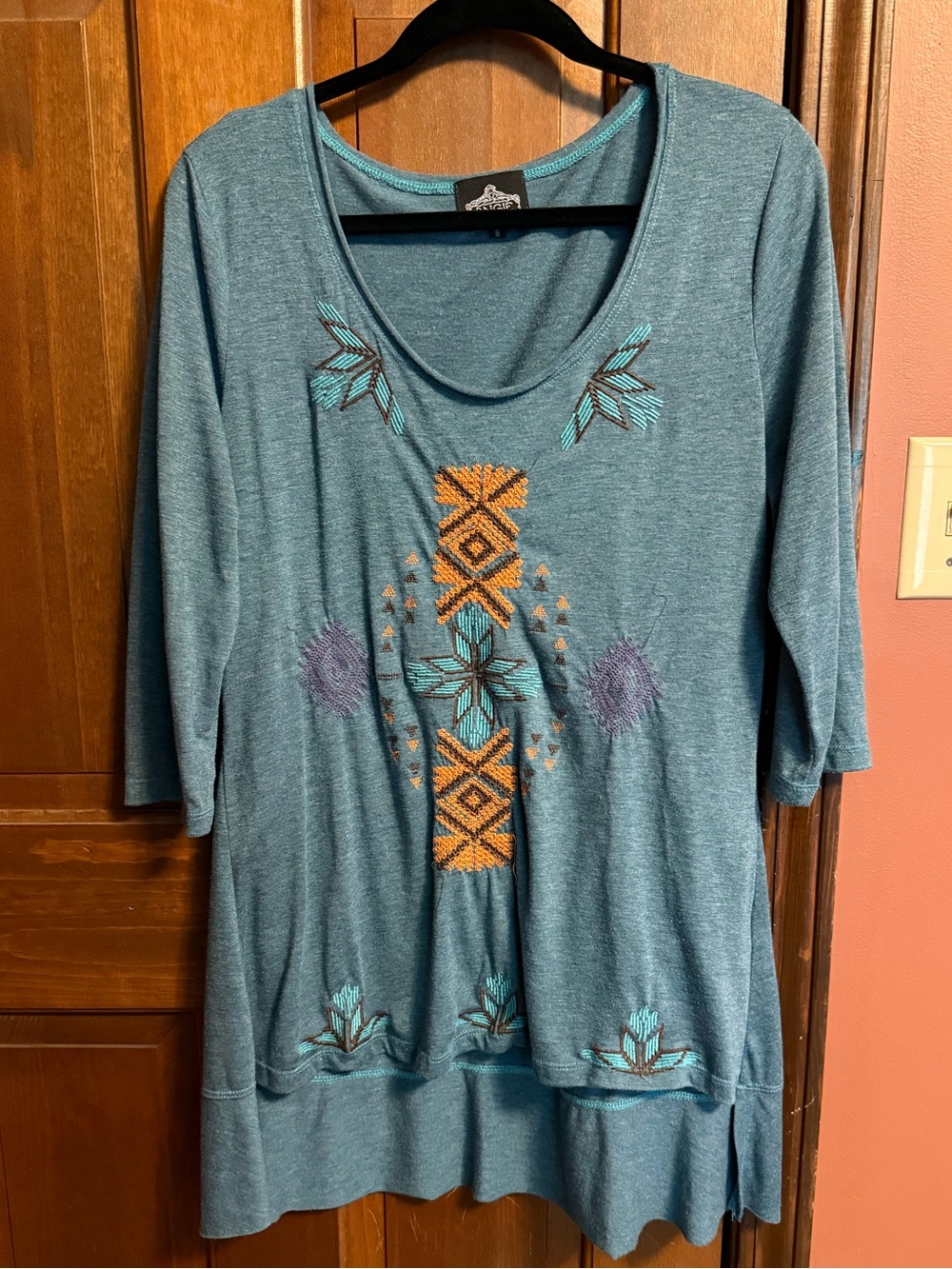 ANGIE Women's Teal Embroidered Scoop Neck Top